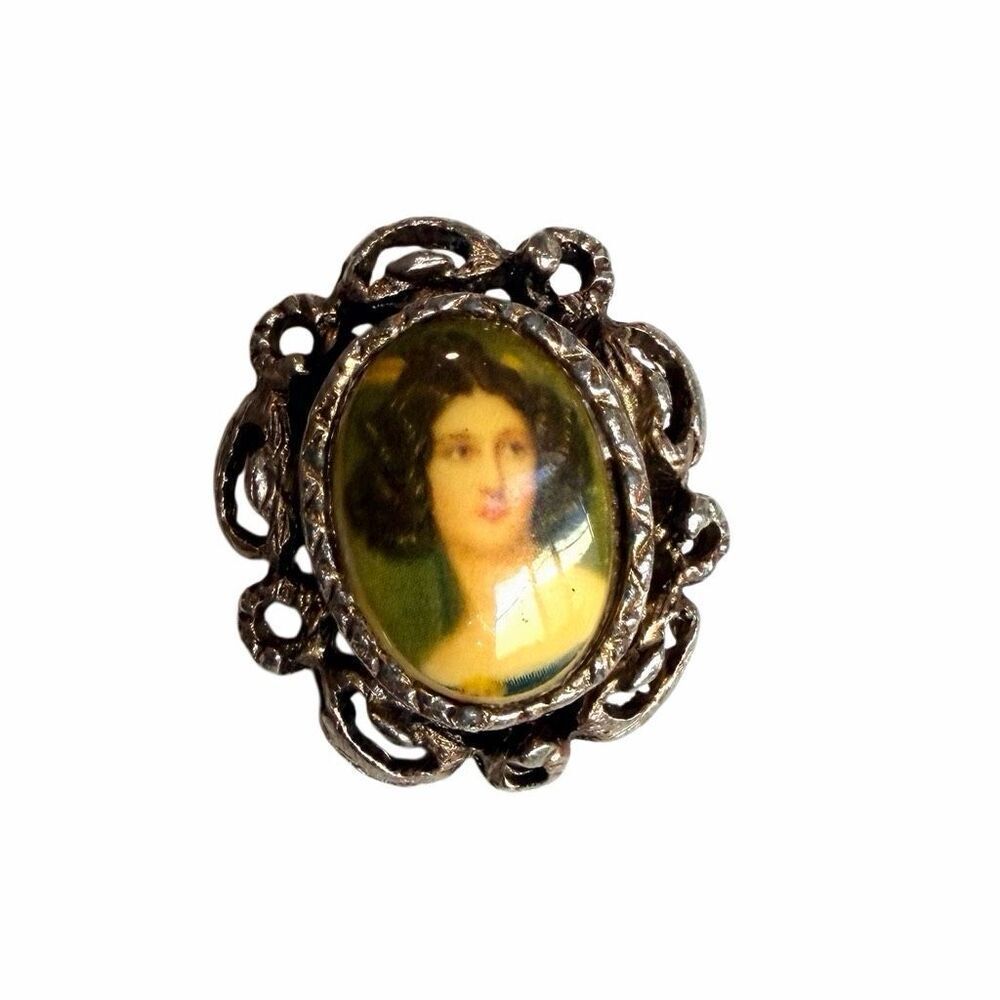 Vintage Portrait Brooch Victorian Lady Cameo